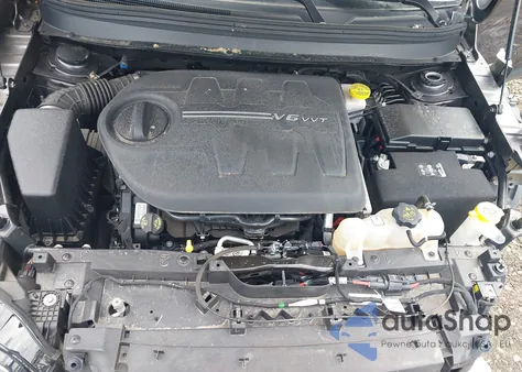 2019 Jeep Cherokee Limited 4X4 from USA, damaged, VIN 1C4PJMDX5KD138560